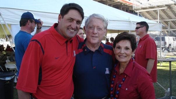 Carrie Cecil's Red Zone: On David vs. Goliath, 3 R's of social media — and Rich Rodriguez